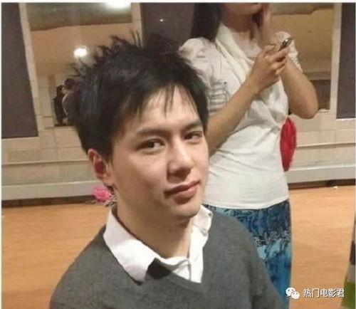 最近结婚的网红,新婚夫妇甜蜜启程，网络祝福如潮